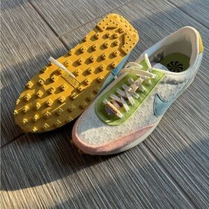 Nike sun club daybreak SE